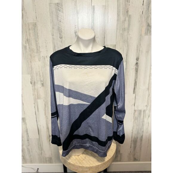 Blouse  - Picture 1 of 7